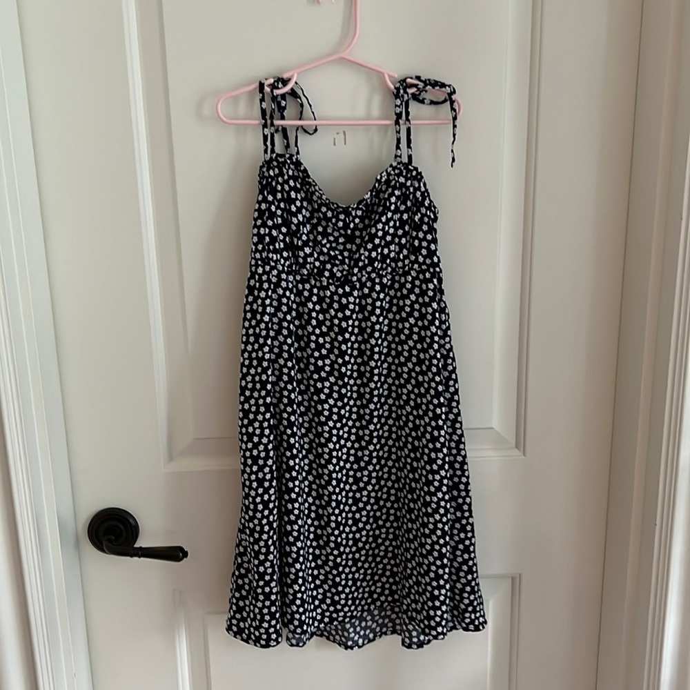 Hollister dress, XXS, barely worn
